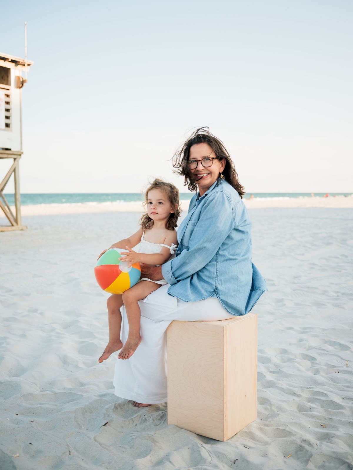 group photos of families on the beach | pink penguin studios