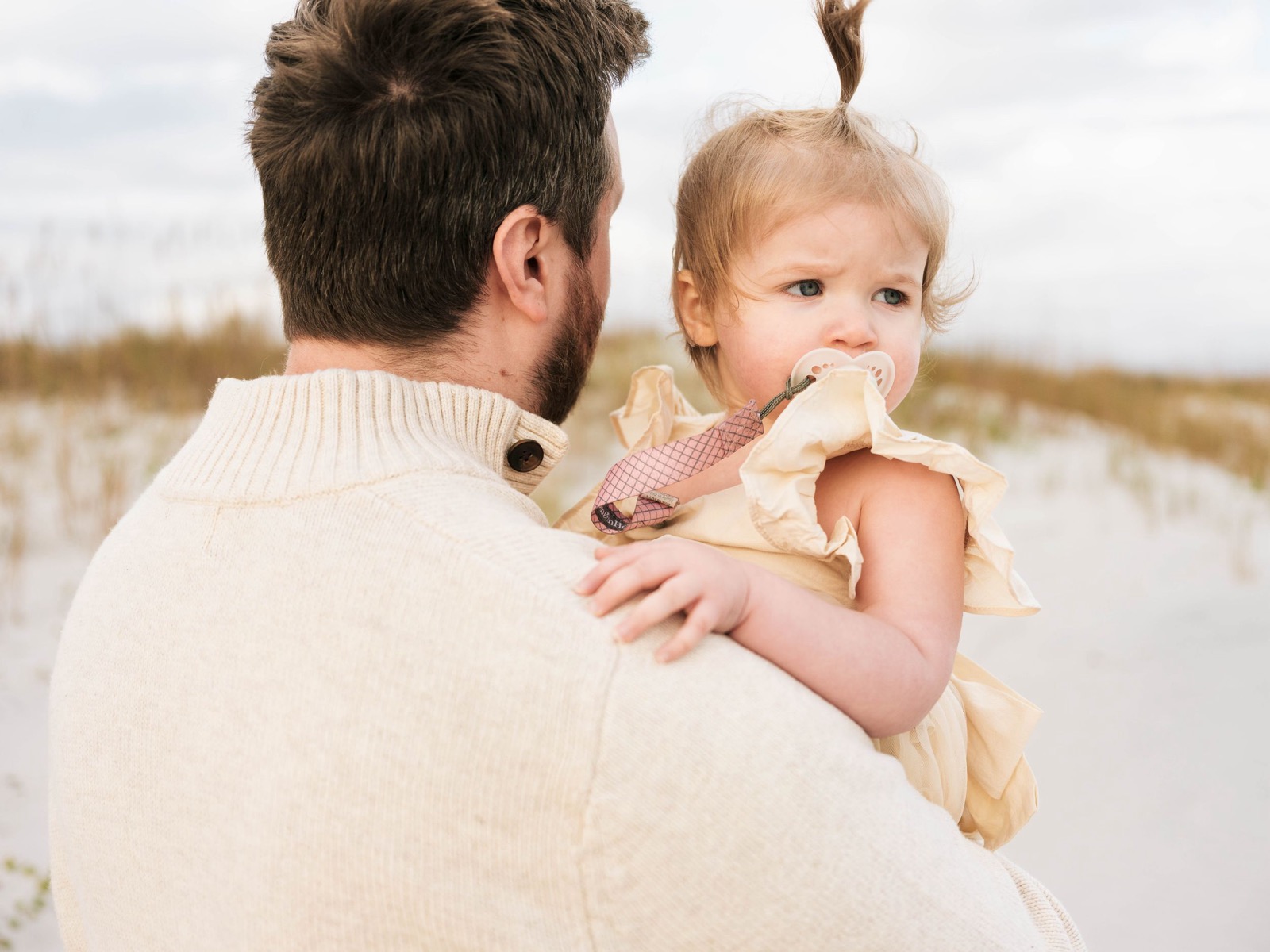 group photos of families on the beach | pink penguin studios