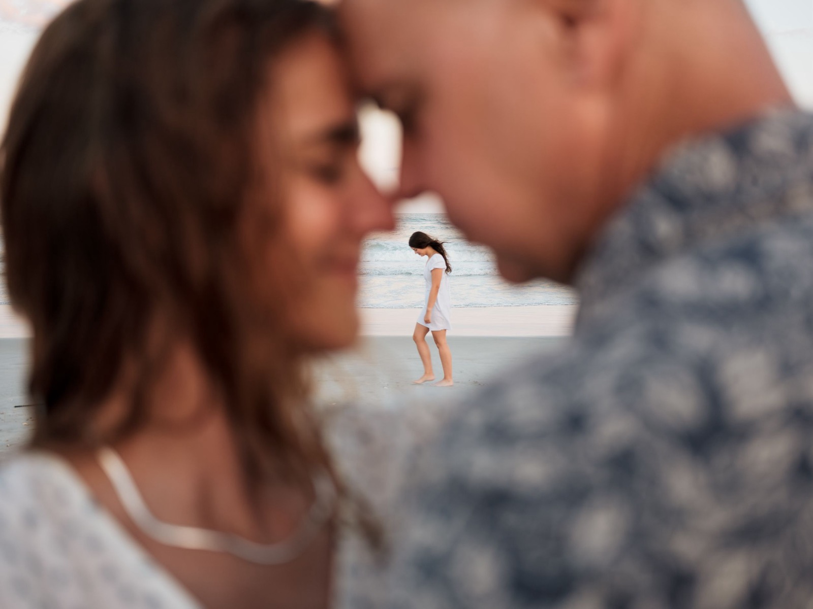 group photos of families on the beach | pink penguin studios