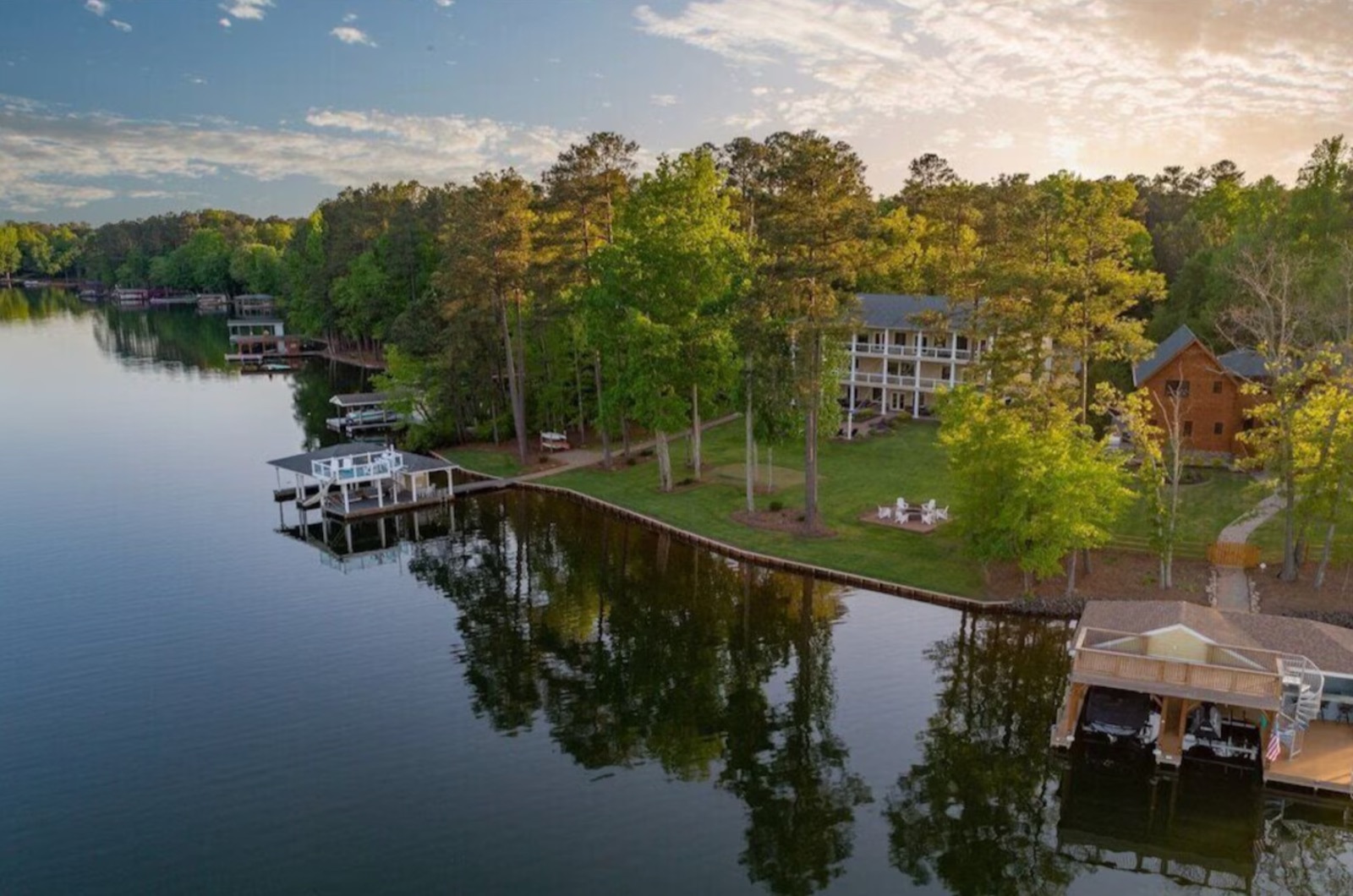 Couples getting married in an airbnb wedding venues