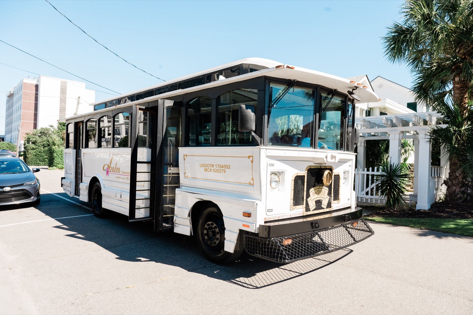 Carolina Yacht Club Wedding in Wrightsville Beach NC | Photos, Vendors, Timeline — photograph 8