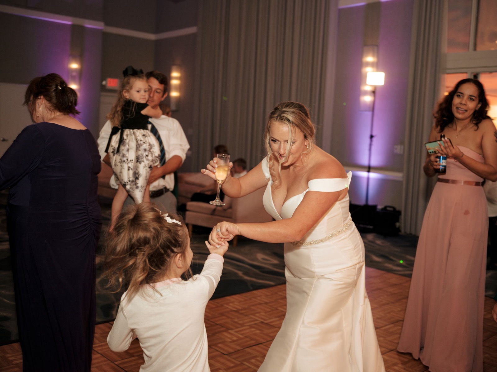 Hotel Ballast Wedding Photos