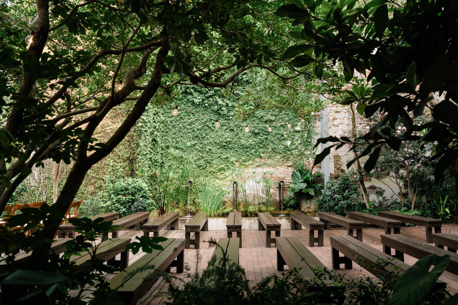 couples getting married at an outdoor wedding venue at the Atrium in Wilmington, NC