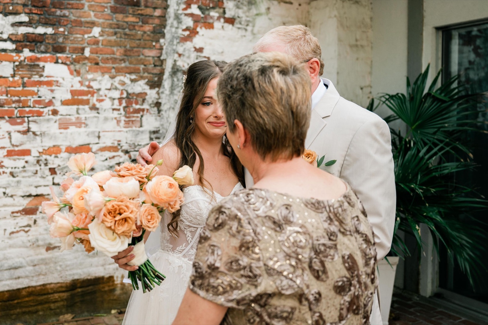 couples getting married at an outdoor wedding venue at the Atrium in Wilmington, NC