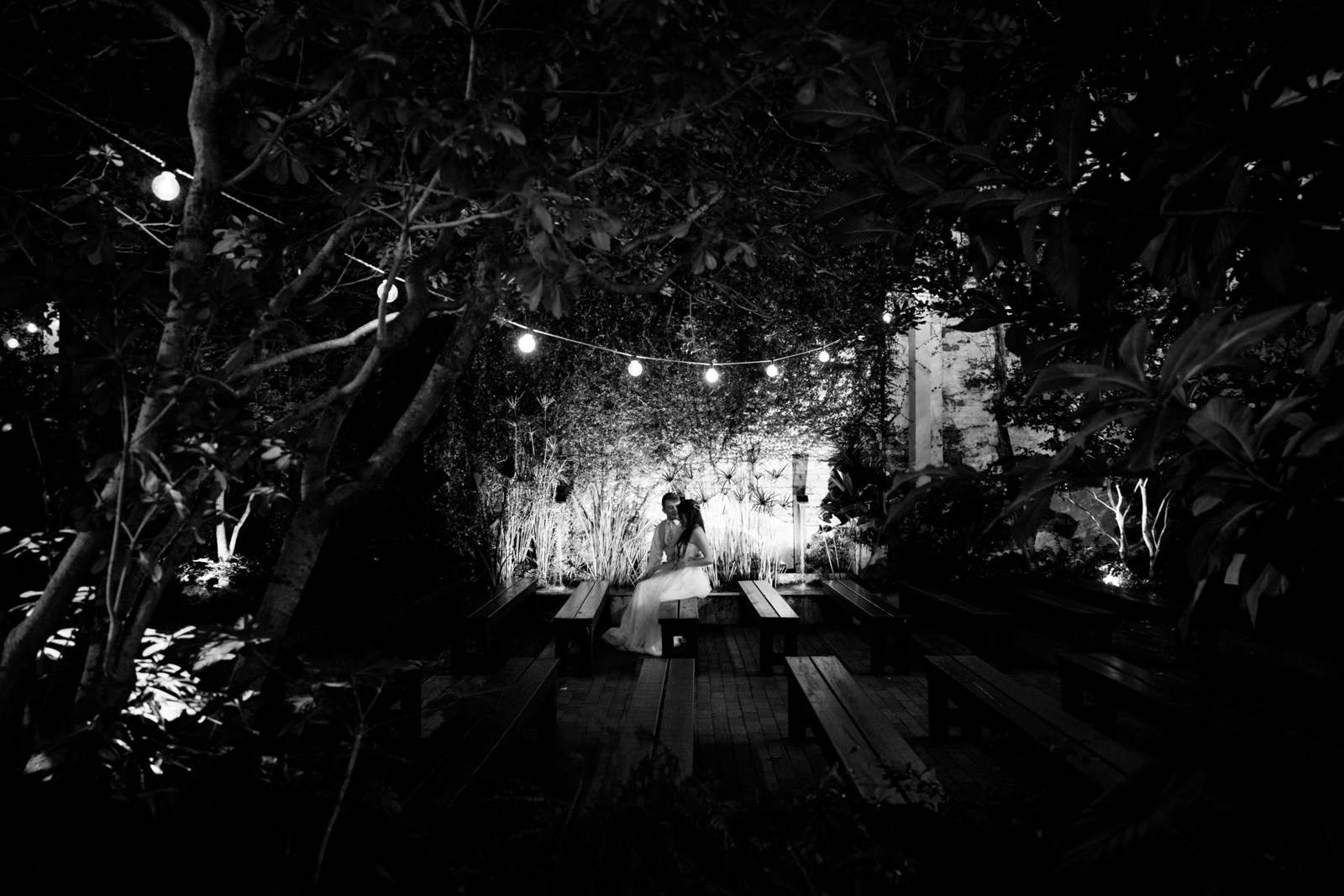 couples getting married at an outdoor wedding venue at the Atrium in Wilmington, NC