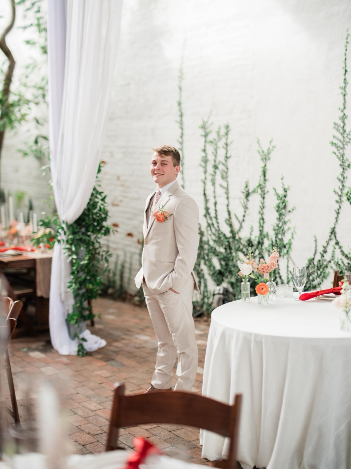 couples getting married at an outdoor wedding venue at the Atrium in Wilmington, NC