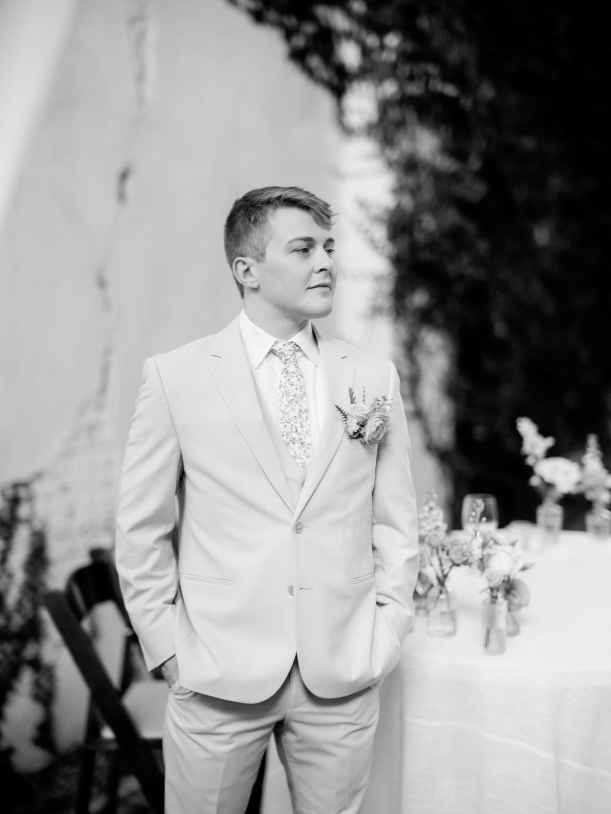 couples getting married at an outdoor wedding venue at the Atrium in Wilmington, NC