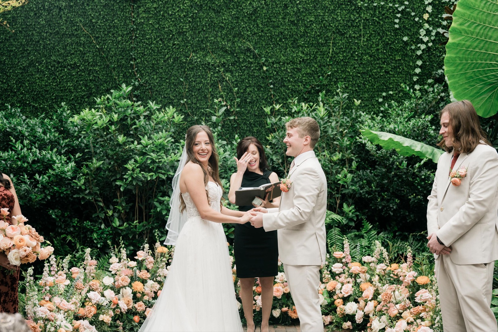couples getting married at an outdoor wedding venue at the Atrium in Wilmington, NC