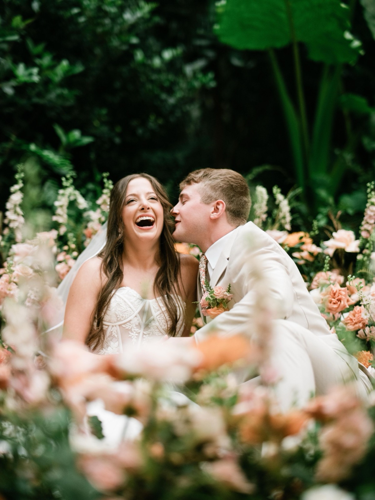 couples getting married at an outdoor wedding venue at the Atrium in Wilmington, NC