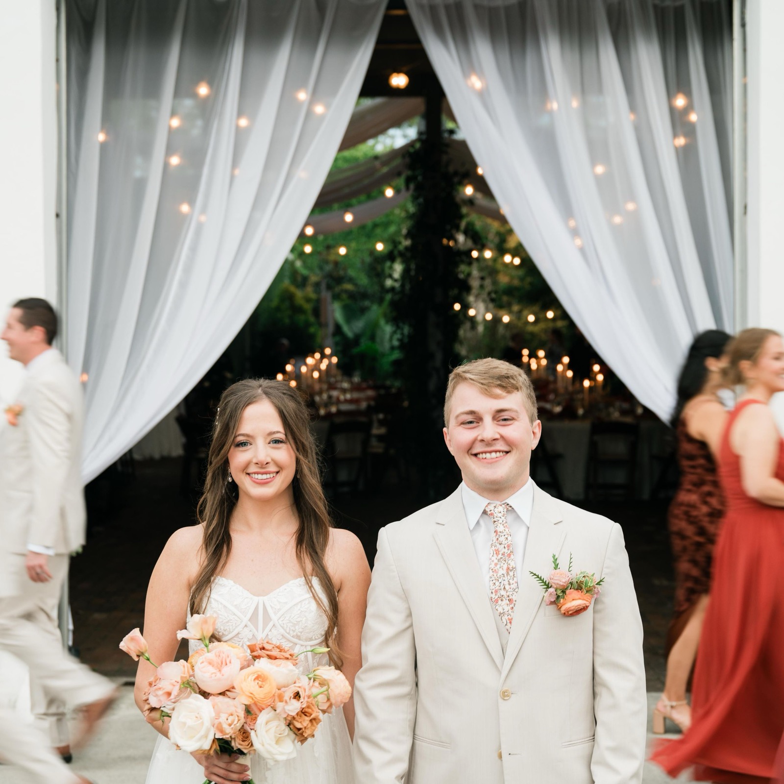 couples getting married at an outdoor wedding venue at the Atrium in Wilmington, NC