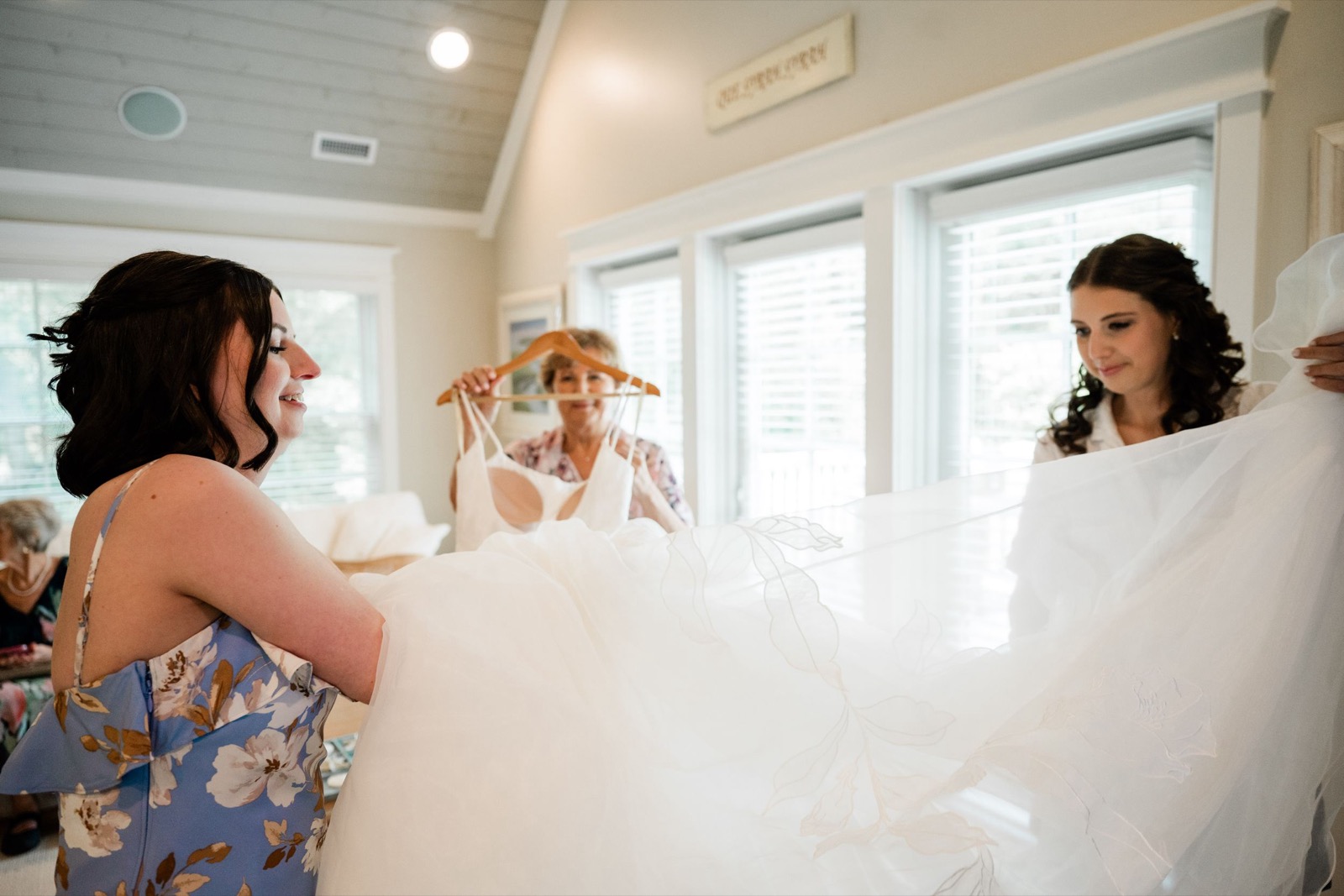 Bald Head Island Wedding | Planning, Transportation, Village Chapel, Wedding Vendors, Timeline, Shotlist, Reception — photograph 3