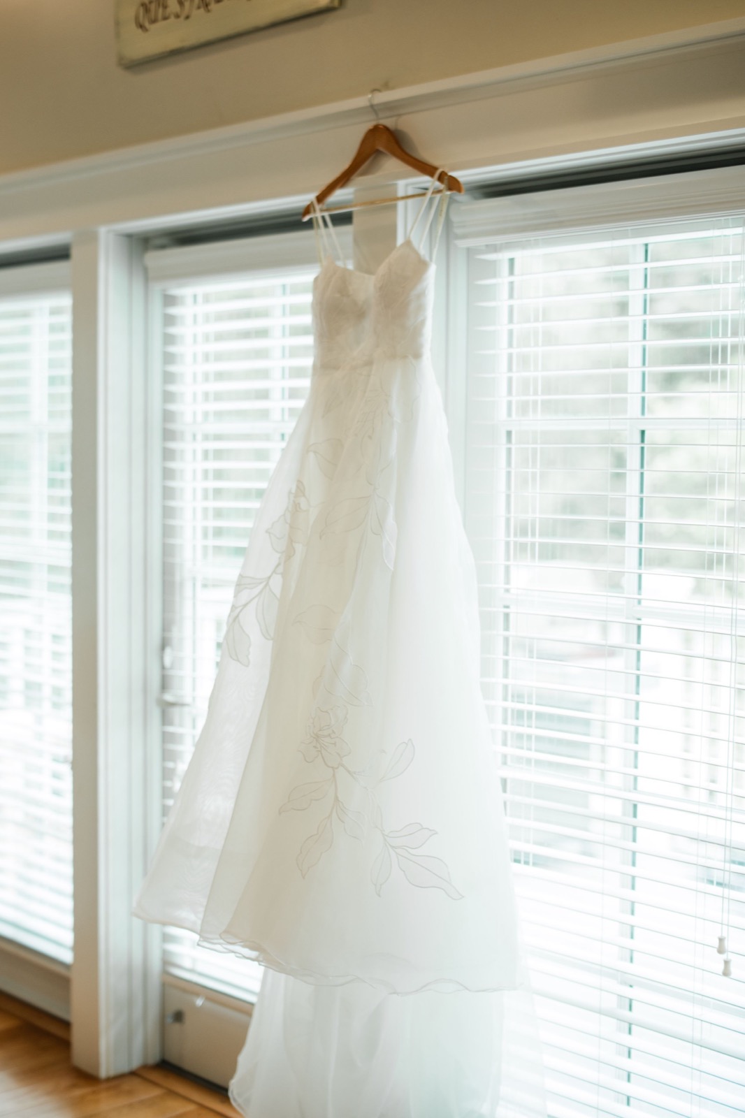 Bald Head Island Wedding | Planning, Transportation, Village Chapel, Wedding Vendors, Timeline, Shotlist, Reception — photograph 4