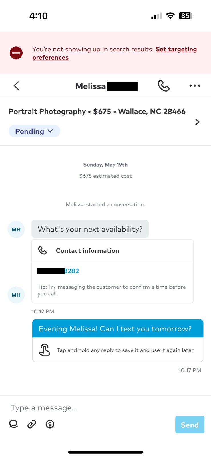 Mobile app screenshot showing a photography booking conversation interface.