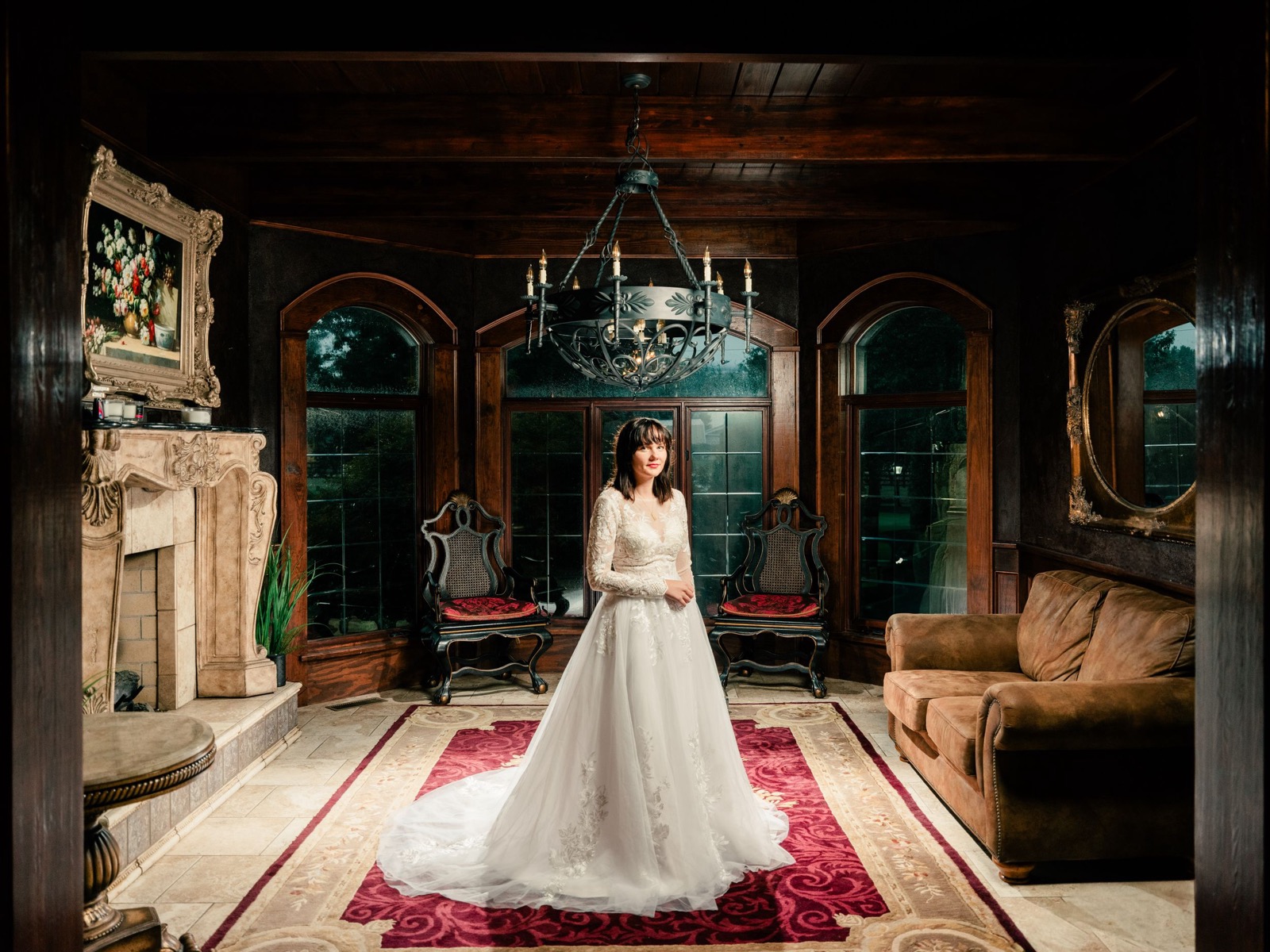 indoor bridal portrait at Champagne Manor