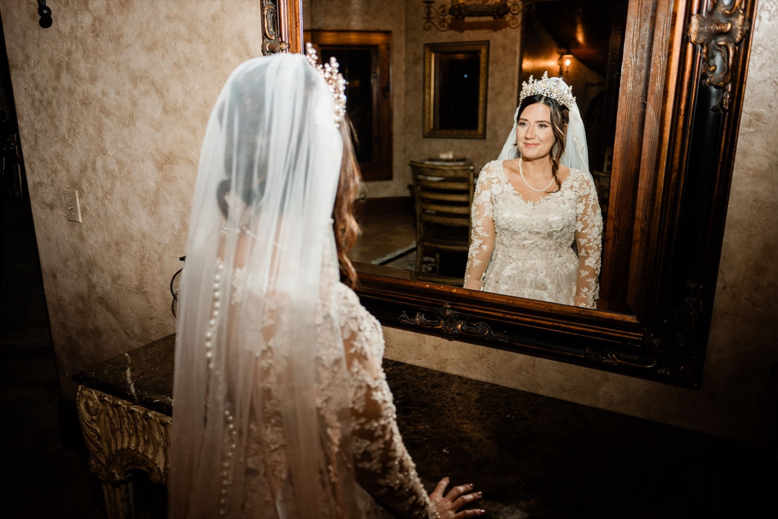indoor bridal portrait at Champagne Manor