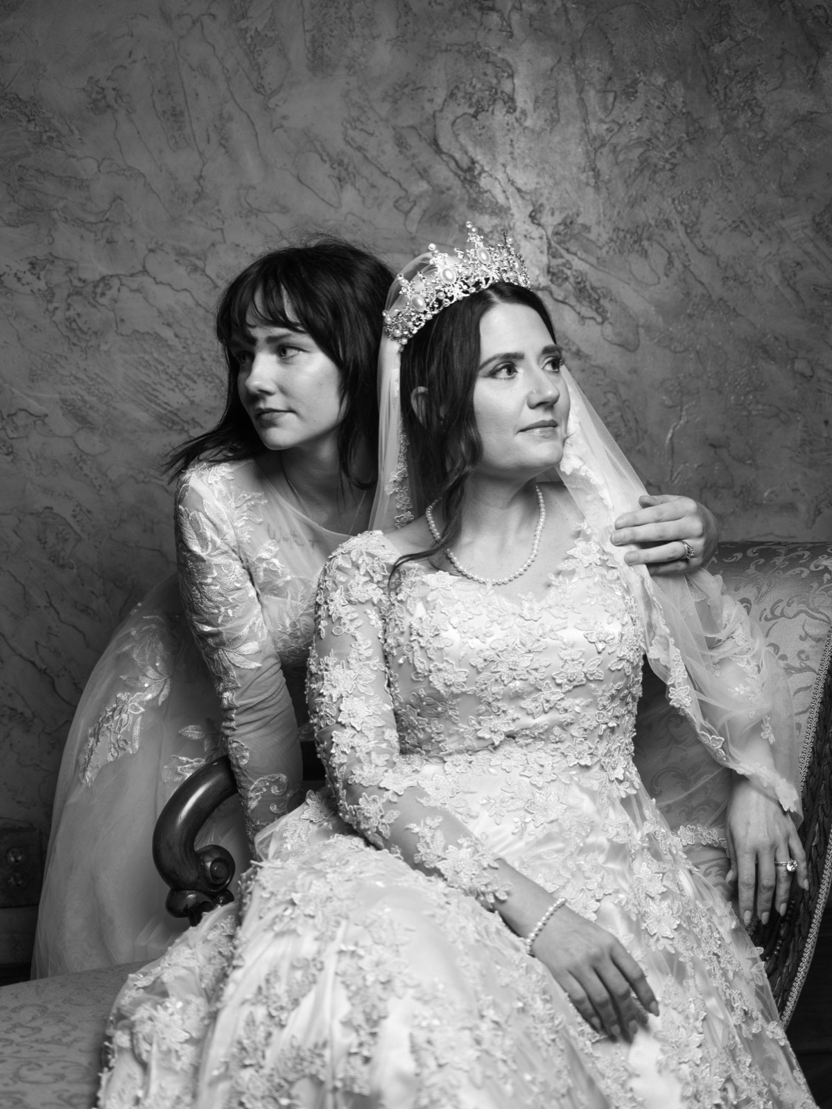 indoor bridal portrait at Champagne Manor