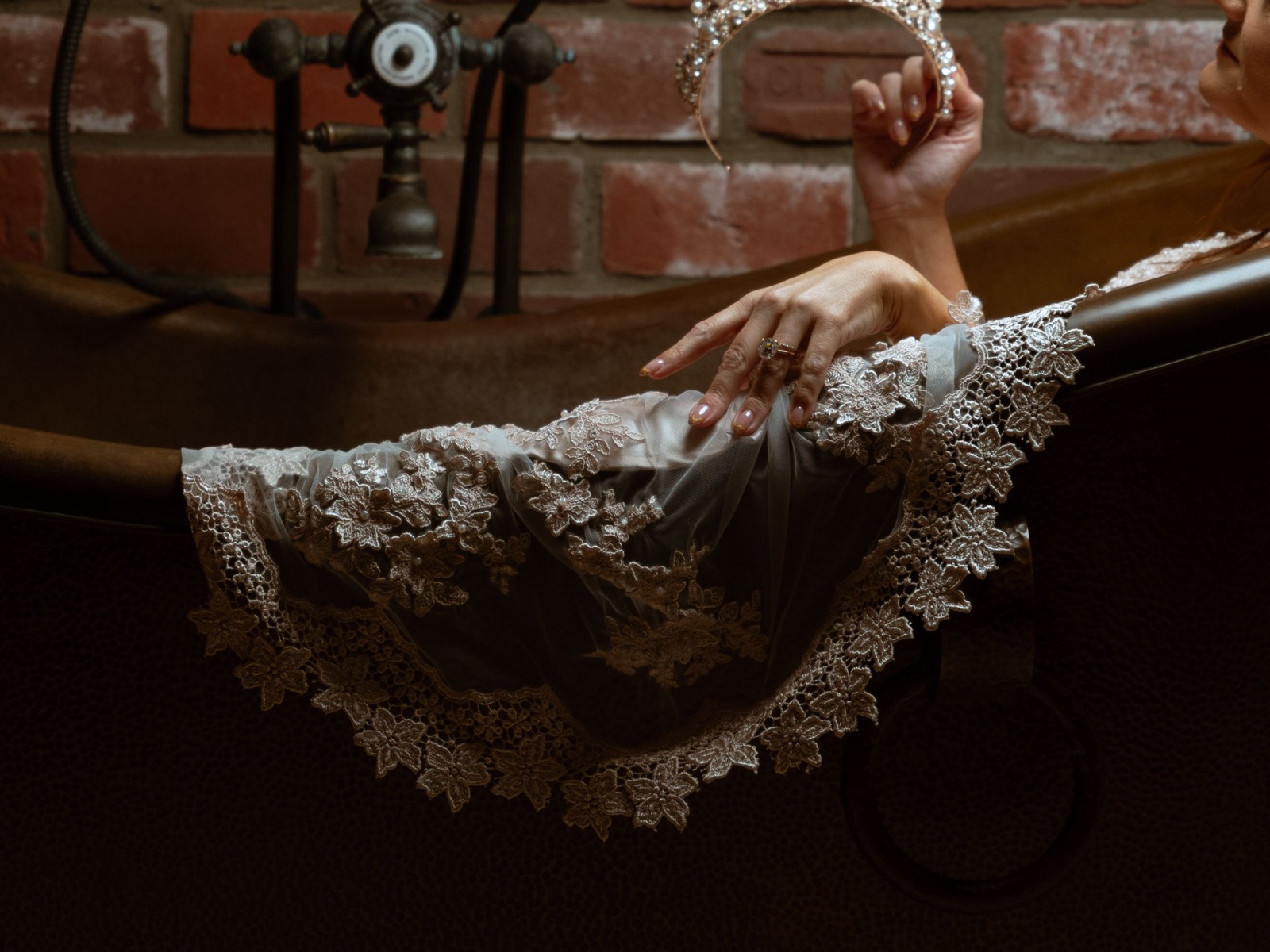 indoor bridal portrait at Champagne Manor