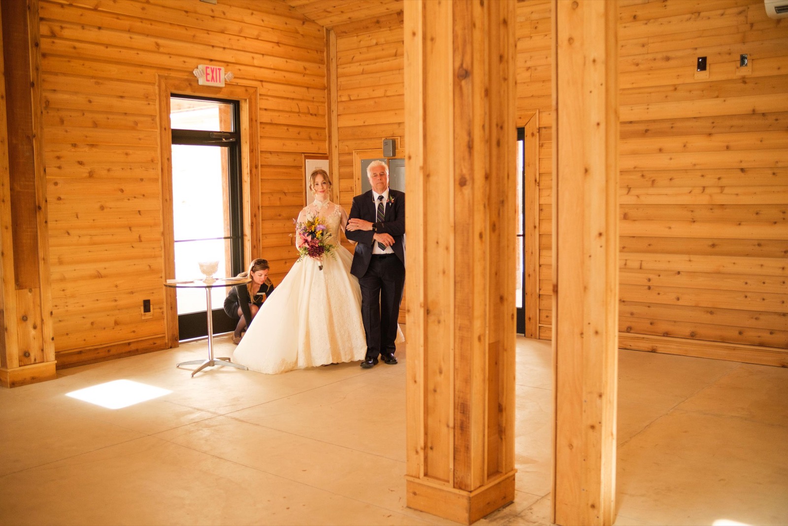 Newlywed Photos at Moala at Riverside