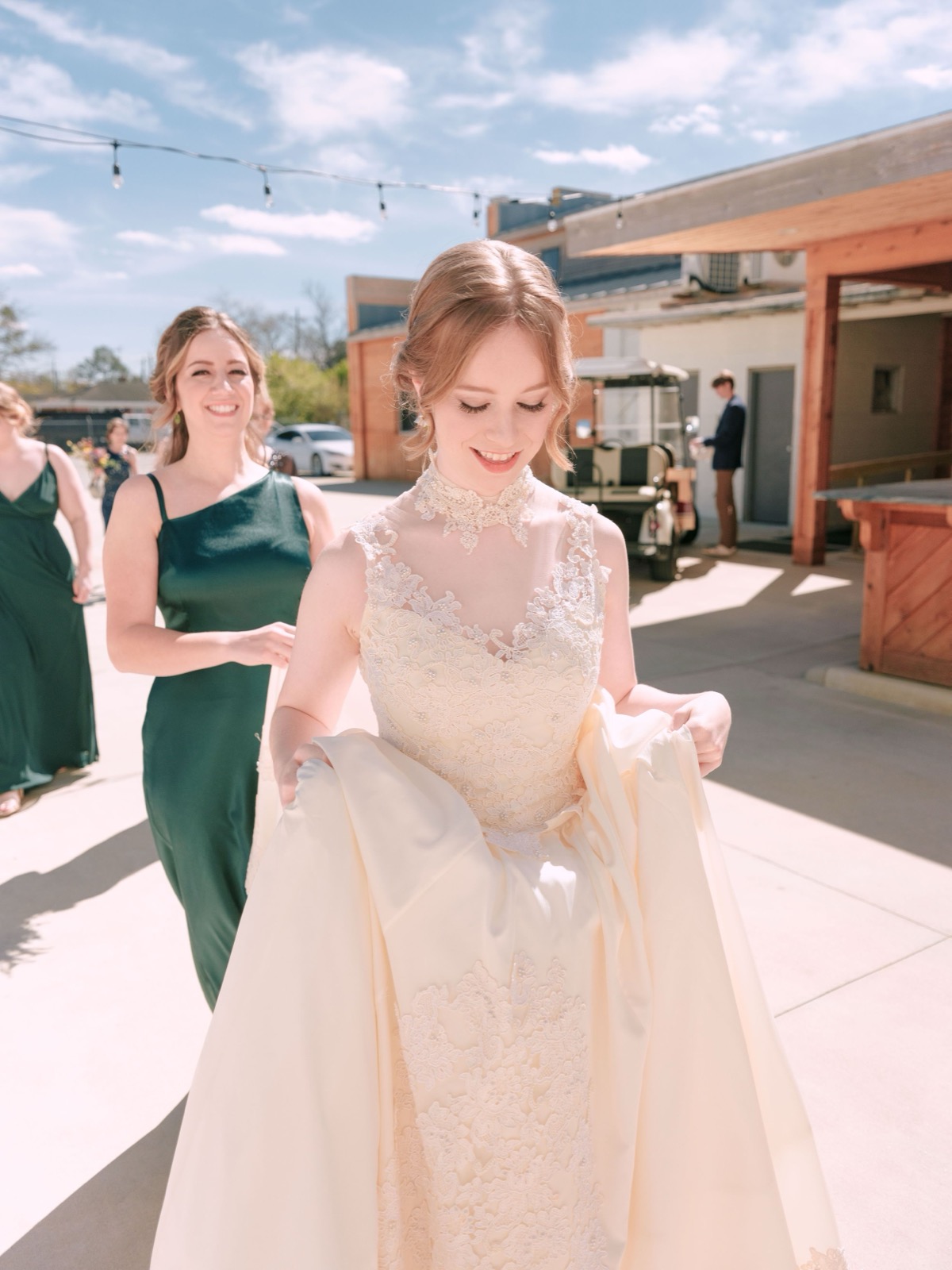 Bridal Portraits with mom at Moala at Riverside
