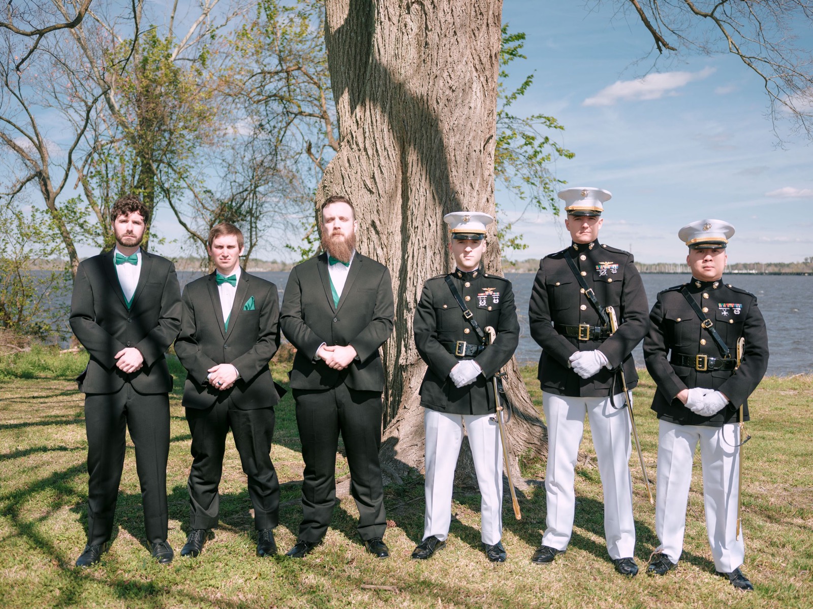 grooms portraits at maola at riverside