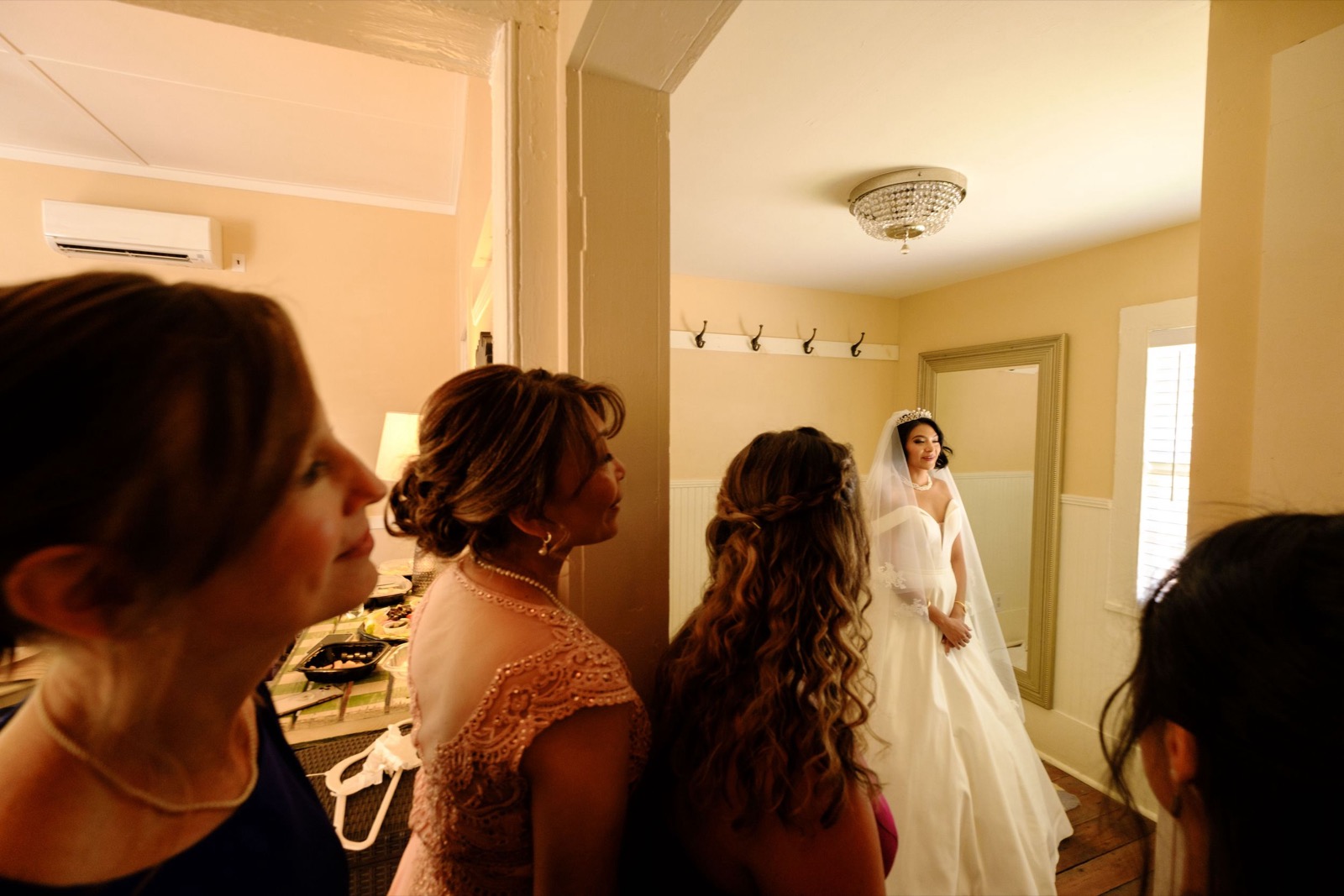 photos at weddings