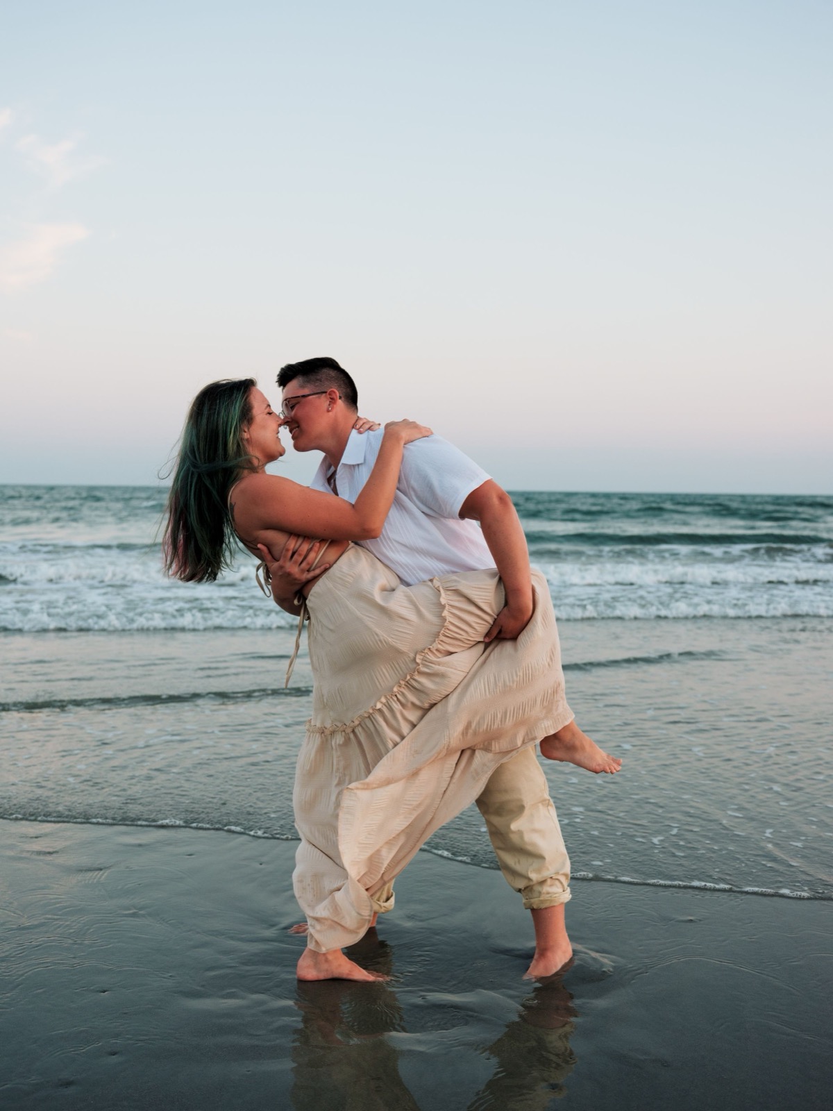 10 Tips on What to wear for your engagement session in Wilmington North Carolina