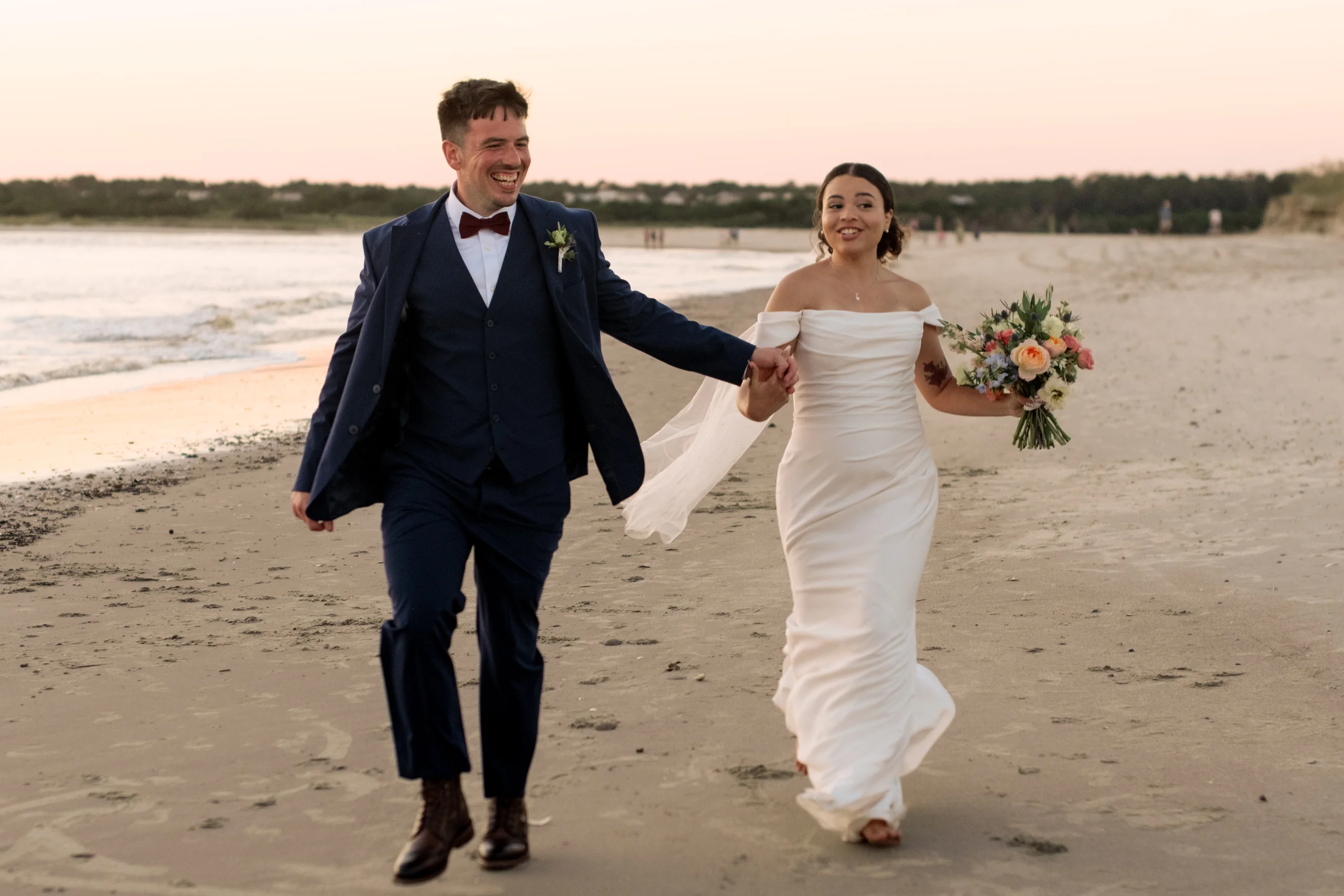Ocean Isle Beach Airbnb wedding photo 21