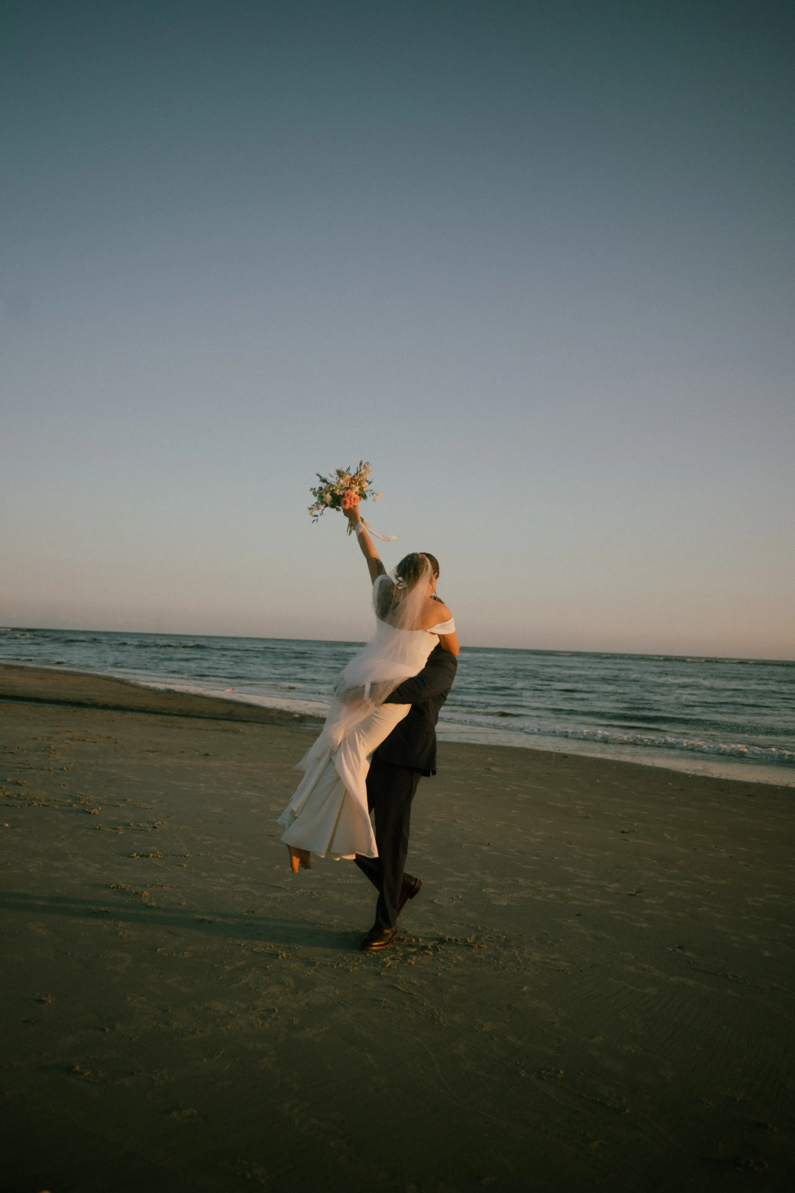 Ocean Isle Beach Airbnb wedding photo 83