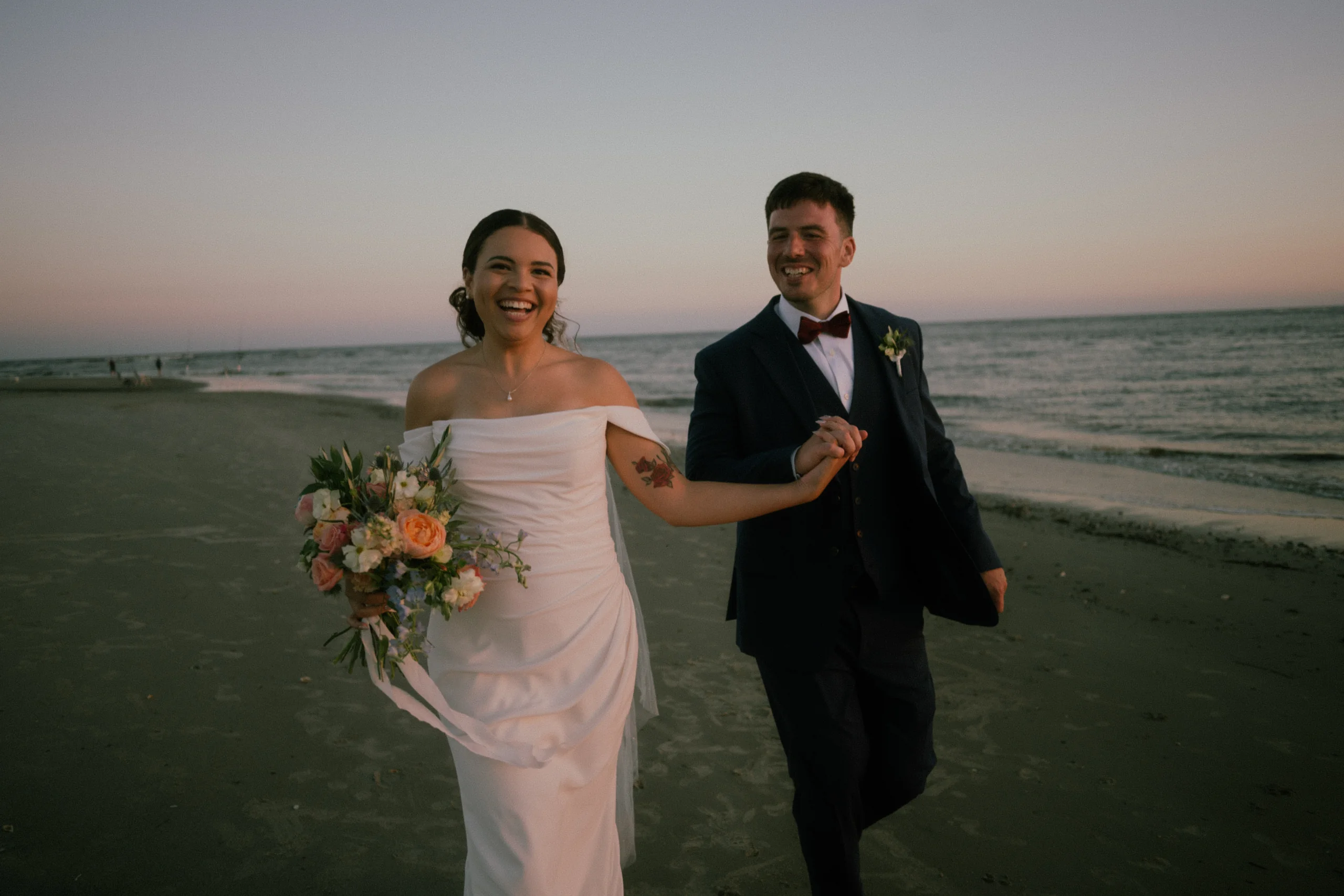 Ocean Isle Beach Airbnb wedding photo 89