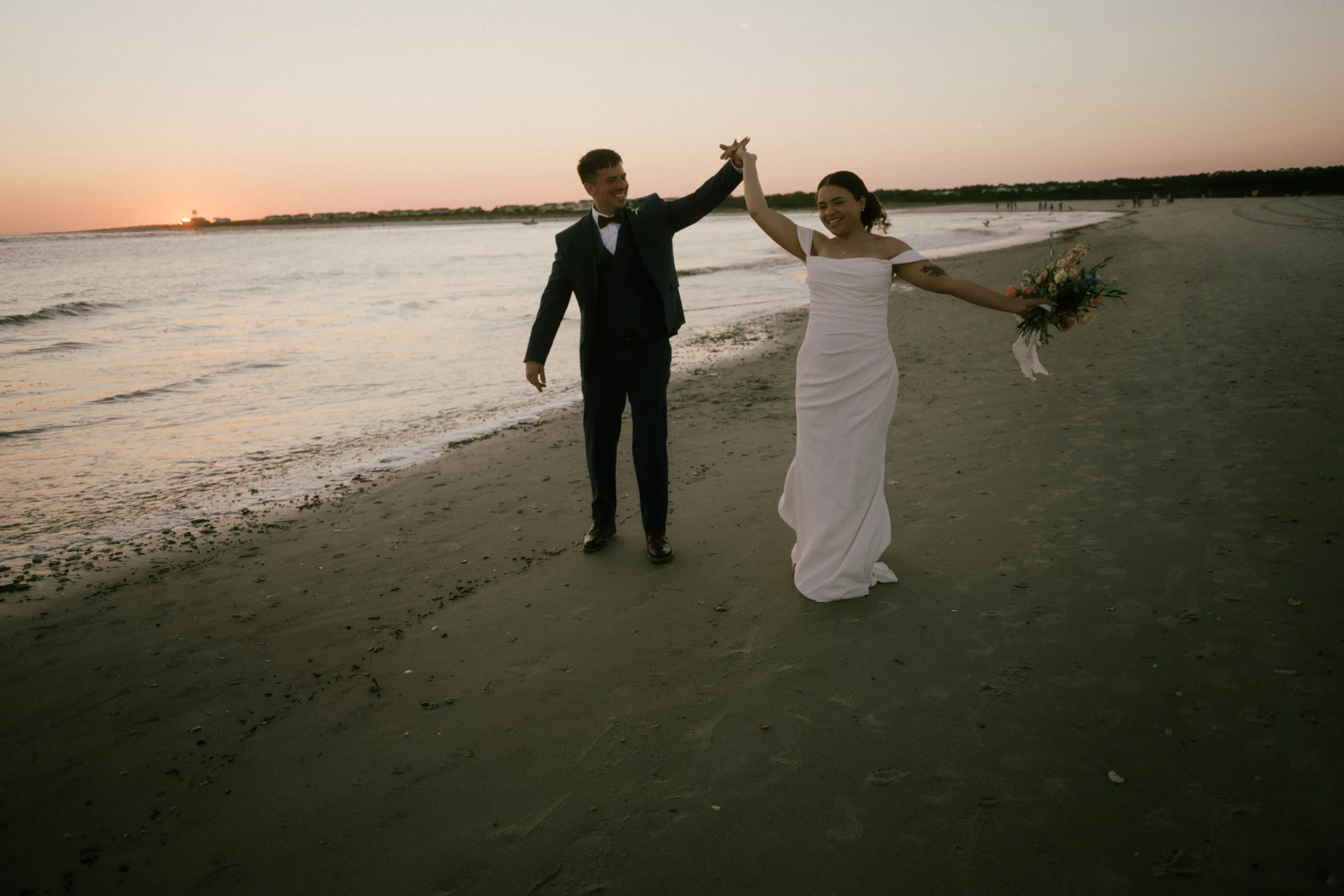 Ocean Isle Beach Airbnb wedding photo 97