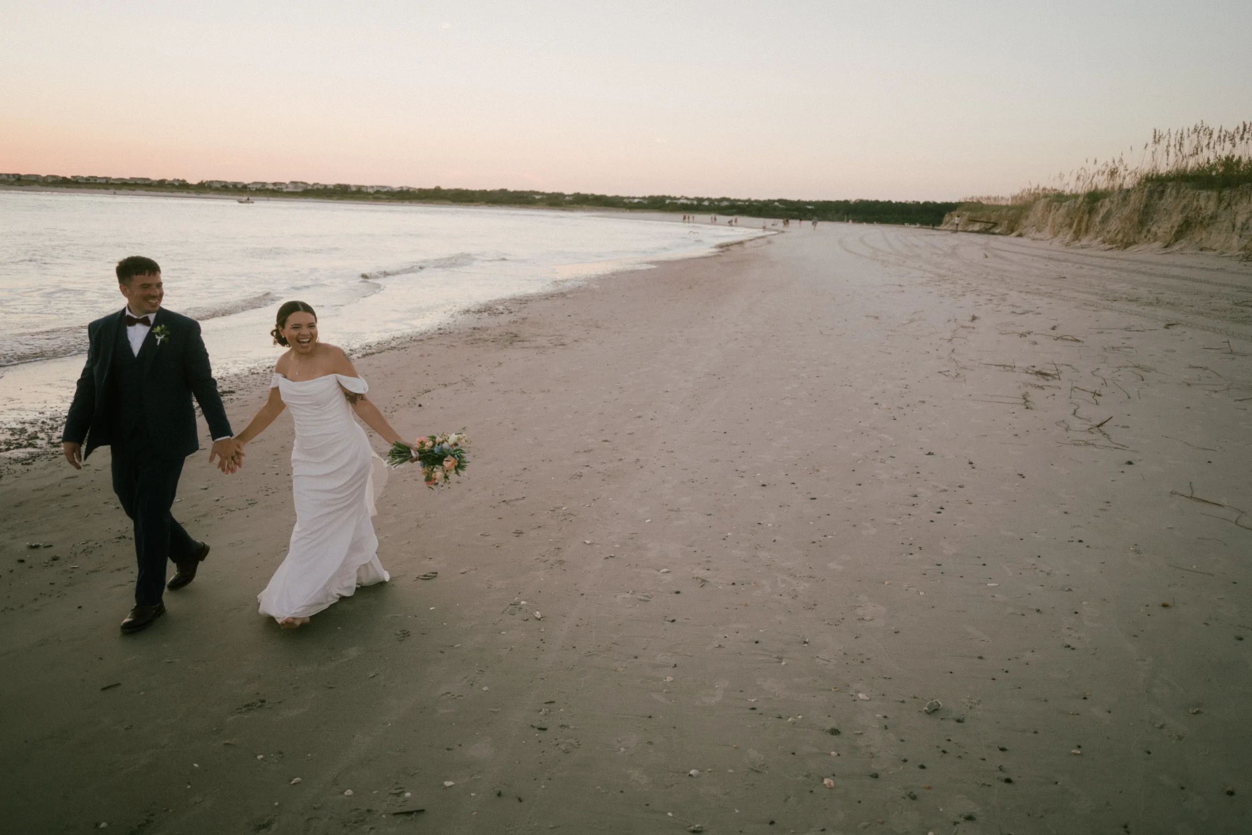 Ocean Isle Beach Airbnb wedding photo 101