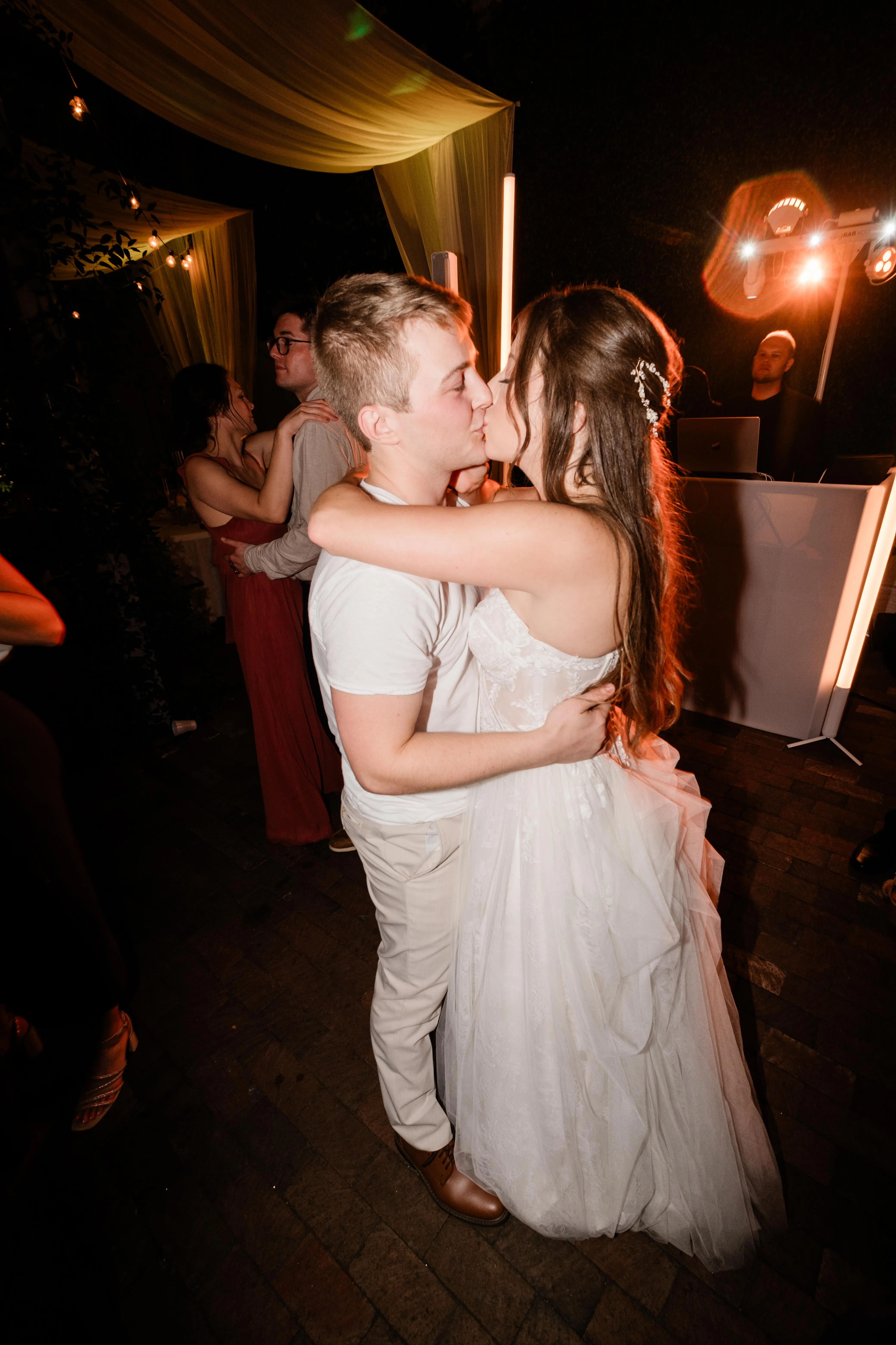 The Atrium by Ligon Flynn wedding photo 21