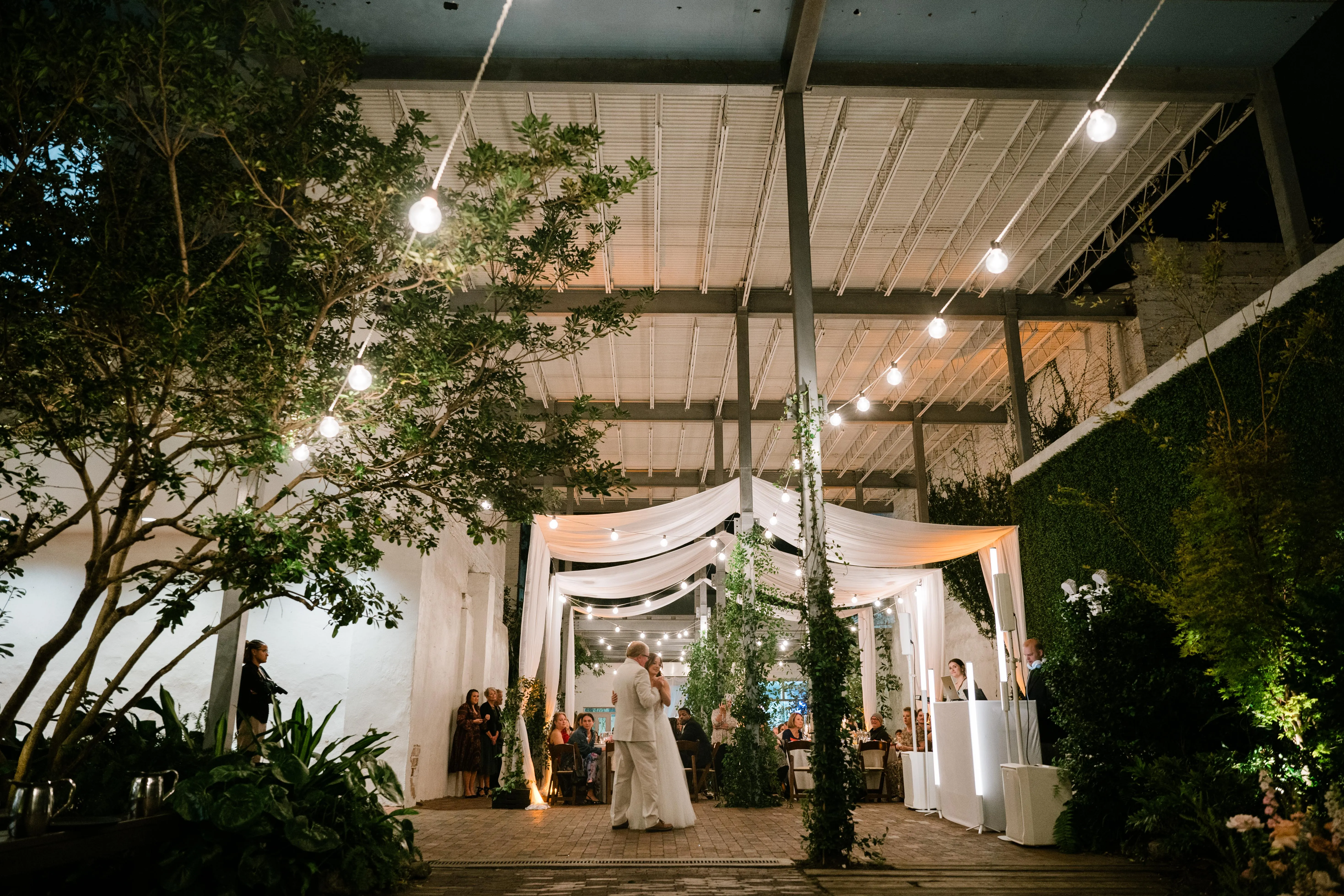 The Atrium by Ligon Flynn wedding photo 48